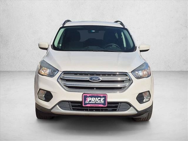Used 2018 Ford Escape SE w/ SE Sync 3 Package AWD/4WD image 2