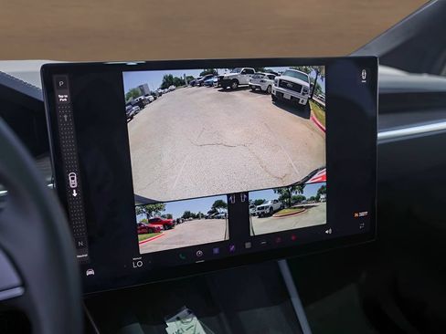 Used 2023 Tesla Model X AWD/4WD image 16