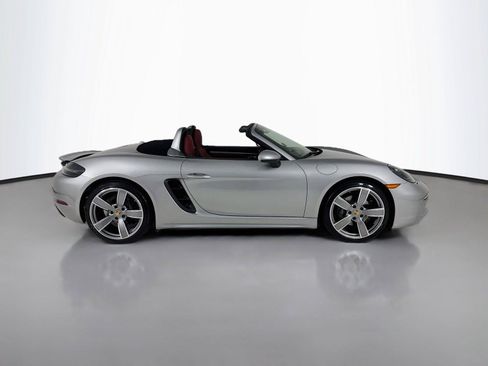 Used 2024 Porsche 718 Boxster RWD image 34