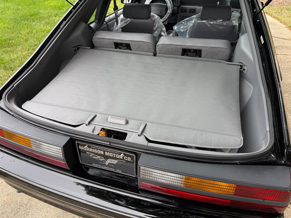Used 1993 Ford Mustang Cobra RWD image 82