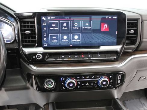 Used 2023 GMC Sierra 1500 SLT w/ SLT Premium Package AWD/4WD image 31