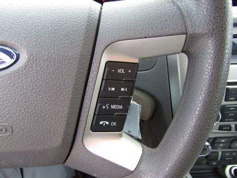 Used 2012 Ford Fusion SE image 16