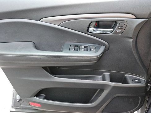 Certified 2023 Honda Ridgeline RTL image 28