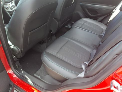 Used 2016 Chevrolet Trax LT w/ LT Convenience Package image 9