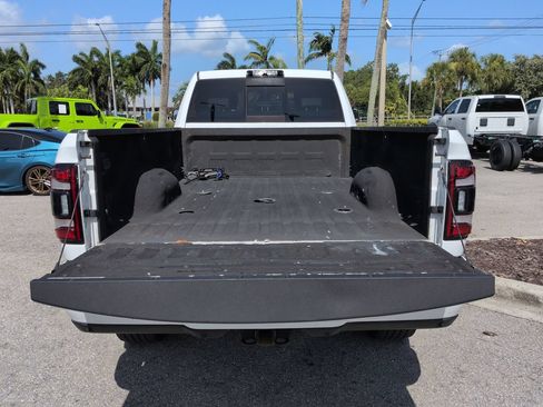 Used 2020 RAM 2500 Laramie AWD/4WD image 13