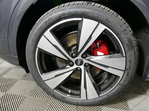 New 2025 Audi SQ5 Premium Plus image 9