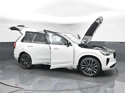 New 2026 Volvo XC90 B6 Ultra w/ Lounge Package image 54
