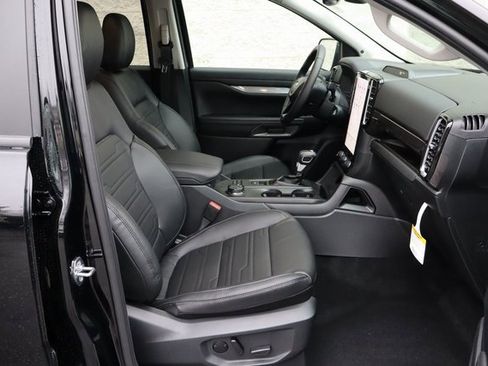 New 2025 Ford Ranger Lariat w/ Black Appearance Package image 33