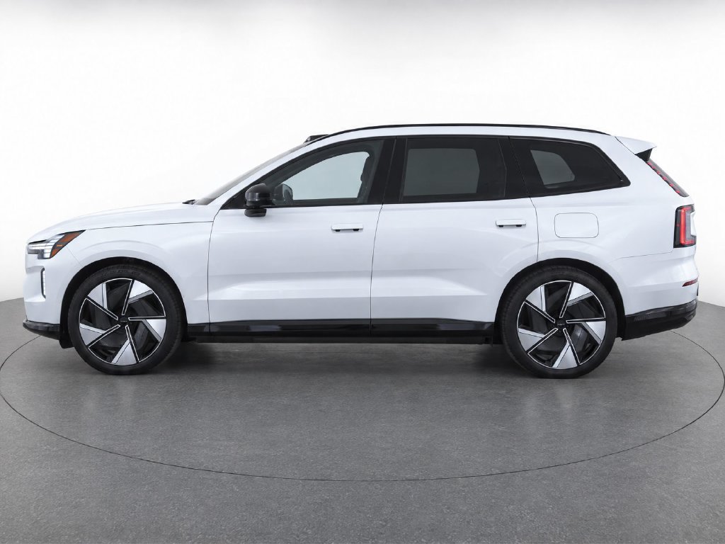 Certified 2025 Volvo EX90 Ultra AWD/4WD image 6