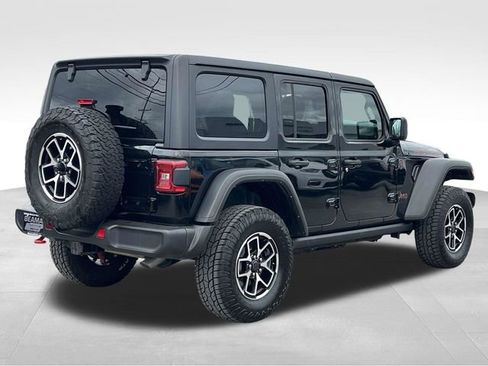 Used 2024 Jeep Wrangler Rubicon image 7