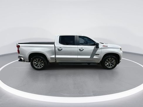 Used 2022 Chevrolet Silverado 1500 RST AWD/4WD image 9
