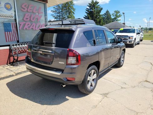 Used 2017 Jeep Compass High Altitude AWD/4WD image 5