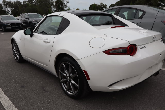 Used 2022 MAZDA MX-5 Miata RF Grand Touring w/ Weather Package RWD image 3
