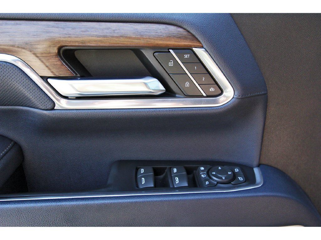 Used 2024 Chevrolet Silverado 2500 High Country AWD/4WD image 23