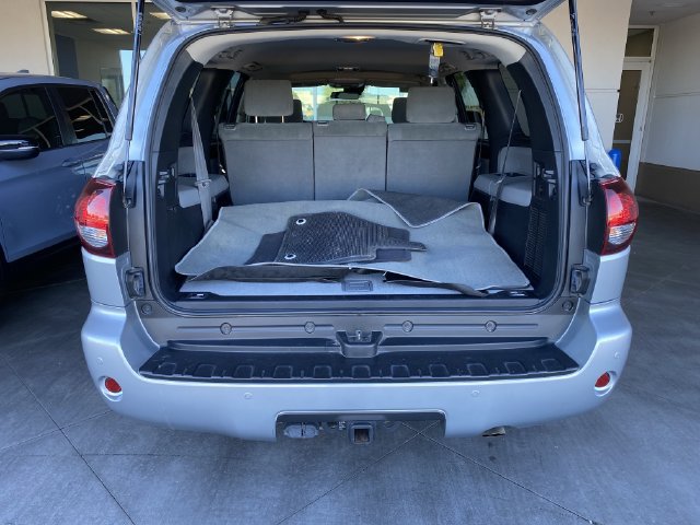 Used 2020 Toyota Sequoia SR5 w/ Carpet Mat Package (TMS) RWD image 13