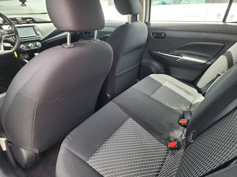 Used 2022 Nissan Versa S FWD image 38