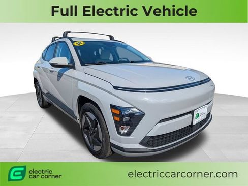 Used 2024 Hyundai Kona SEL FWD image 1