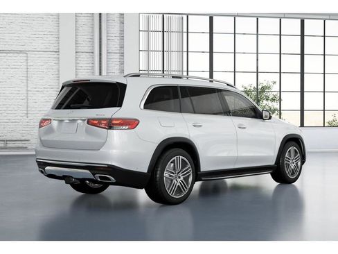 New 2026 Mercedes-Benz GLS 450 4MATIC image 21