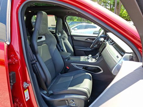 New 2026 Jaguar F-PACE R-Dynamic S image 3