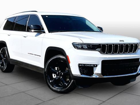 Used 2023 Jeep Grand Cherokee L Limited w/ Luxury Tech Group II RWD image 3