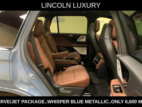 Used 2025 Lincoln Aviator Reserve w/ Equipment Group 201A AWD/4WD image 16