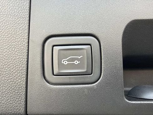 Certified 2023 Cadillac XT4 Premium Luxury w/ Technology Package AWD/4WD image 58