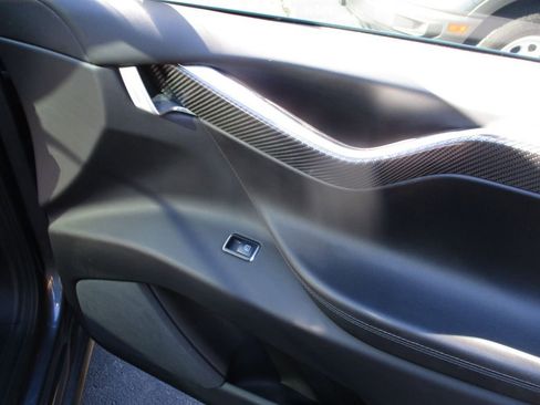 Used 2017 Tesla Model X P100D image 20