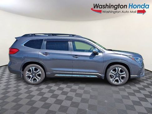 Used 2023 Subaru Ascent Limited w/ Technology Package AWD/4WD image 7