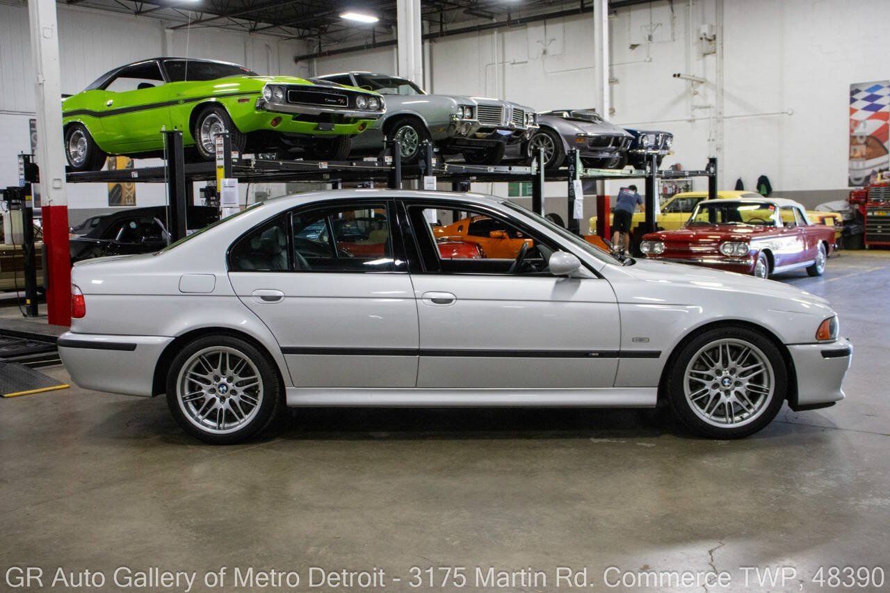 Used 2003 BMW M5 RWD image 8