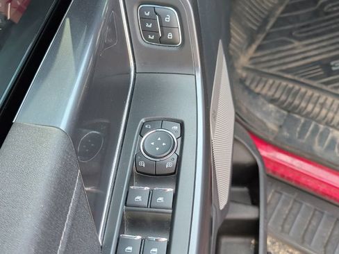 Used 2025 Ford F150 Lariat w/ Bed Utility Package AWD/4WD image 17