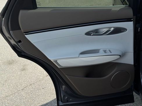 New 2026 Genesis GV70 2.5T Advanced AWD/4WD image 22