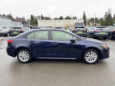 Certified 2024 Toyota Corolla LE image 8