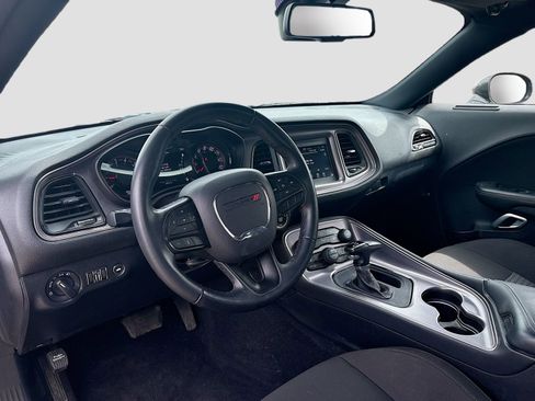 Used 2023 Dodge Challenger GT w/ Blacktop Package image 9