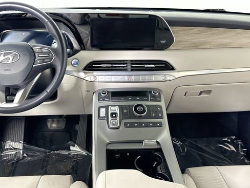 Used 2022 Hyundai Palisade Limited FWD image 19
