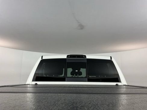 Used 2019 RAM 2500 Limited AWD/4WD image 9