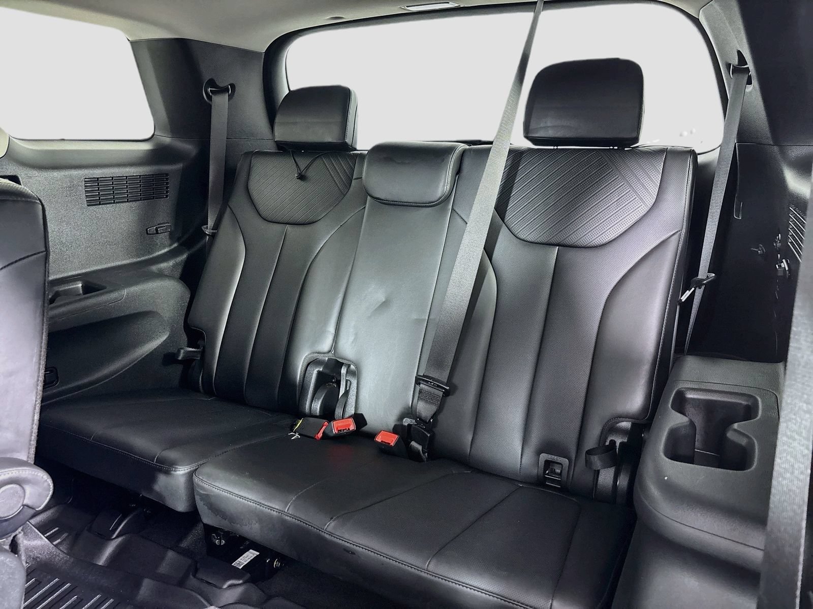 Used 2025 Hyundai Palisade SEL FWD image 26