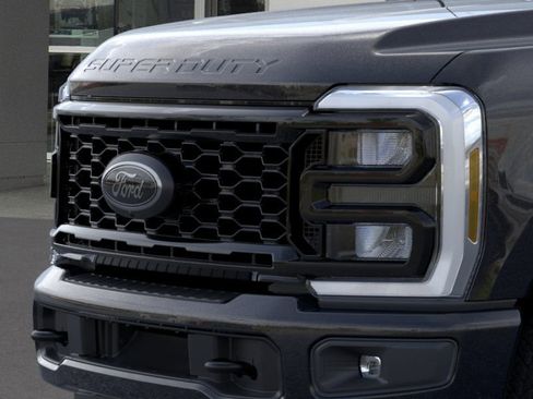 New 2026 Ford F250 XLT w/ XLT Premium Package image 17
