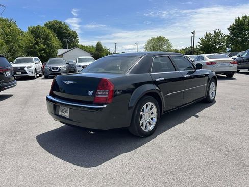 Used 2006 Chrysler 300 C RWD image 3