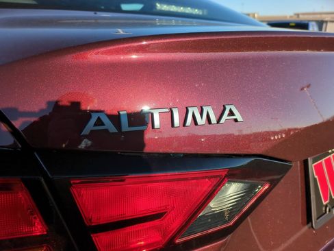 Certified 2025 Nissan Altima 2.5 SV w/ SV Premium Package image 21