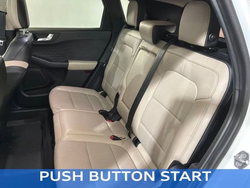 Used 2020 Ford Escape Titanium AWD/4WD image 18