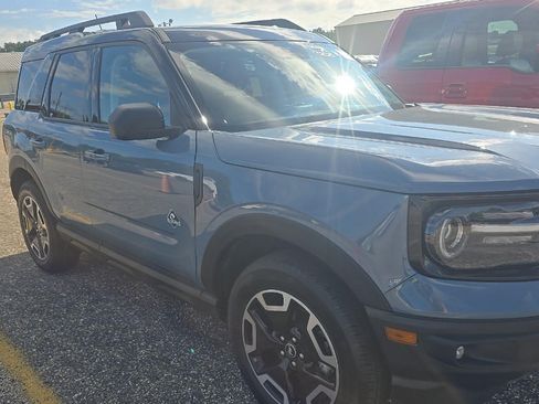 Used 2024 Ford Bronco Sport Outer Banks w/ Tech Package AWD/4WD image 4
