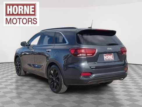 Used 2020 Kia Sorento S image 5