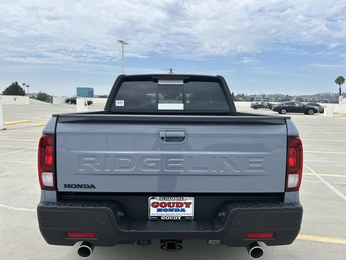 Used 2026 Honda Ridgeline Black Edition image 21