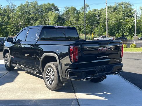 Used 2020 GMC Sierra 1500 AT4 w/ AT4 Premium Package AWD/4WD image 5