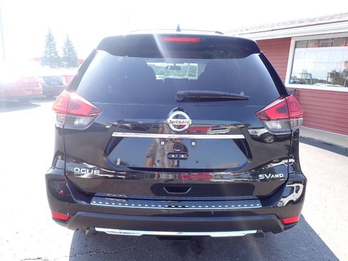 Used 2017 Nissan Rogue SV w/ Midnight Edition Package AWD/4WD image 5