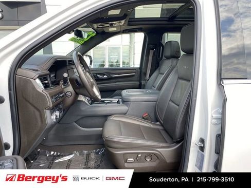 Certified 2022 GMC Yukon XL Denali w/ Denali Premium Package AWD/4WD image 22