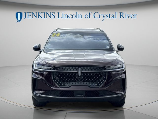 Used 2024 Lincoln Nautilus Reserve w/ Equipment Group 202A AWD/4WD image 13