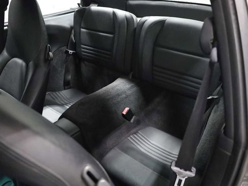 Used 2001 Porsche 911 Carrera image 32