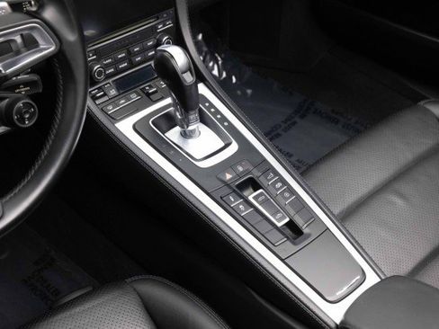 Used 2017 Porsche 718 Boxster S image 20