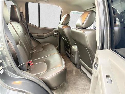Used 2012 Nissan Xterra PRO-4X w/ Pro-4x Leather Pkg AWD/4WD image 14